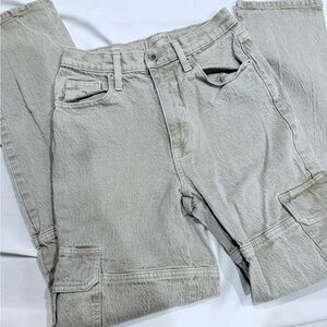 Universal Thread Women's Tan Straight Leg Pants